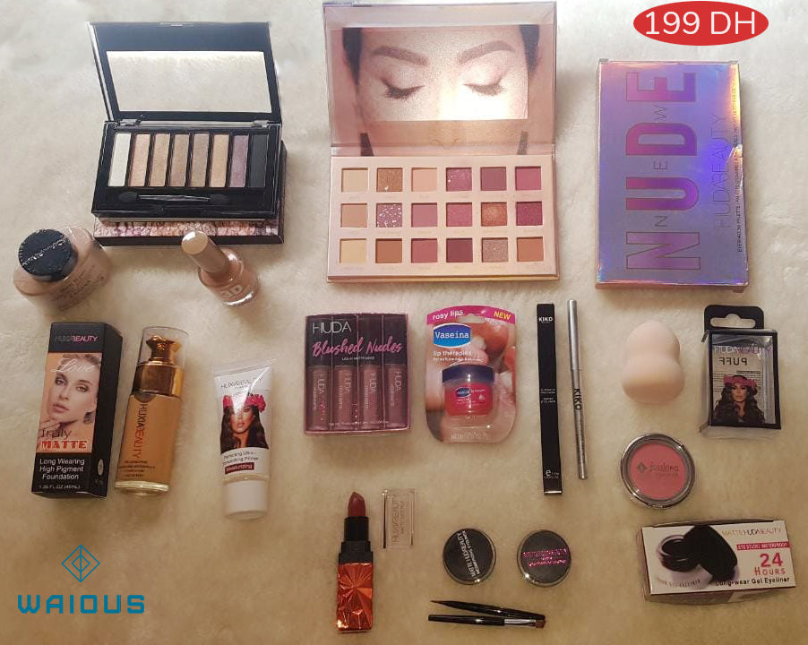 Packs maquillages comportent 13 produits - CastleShoop